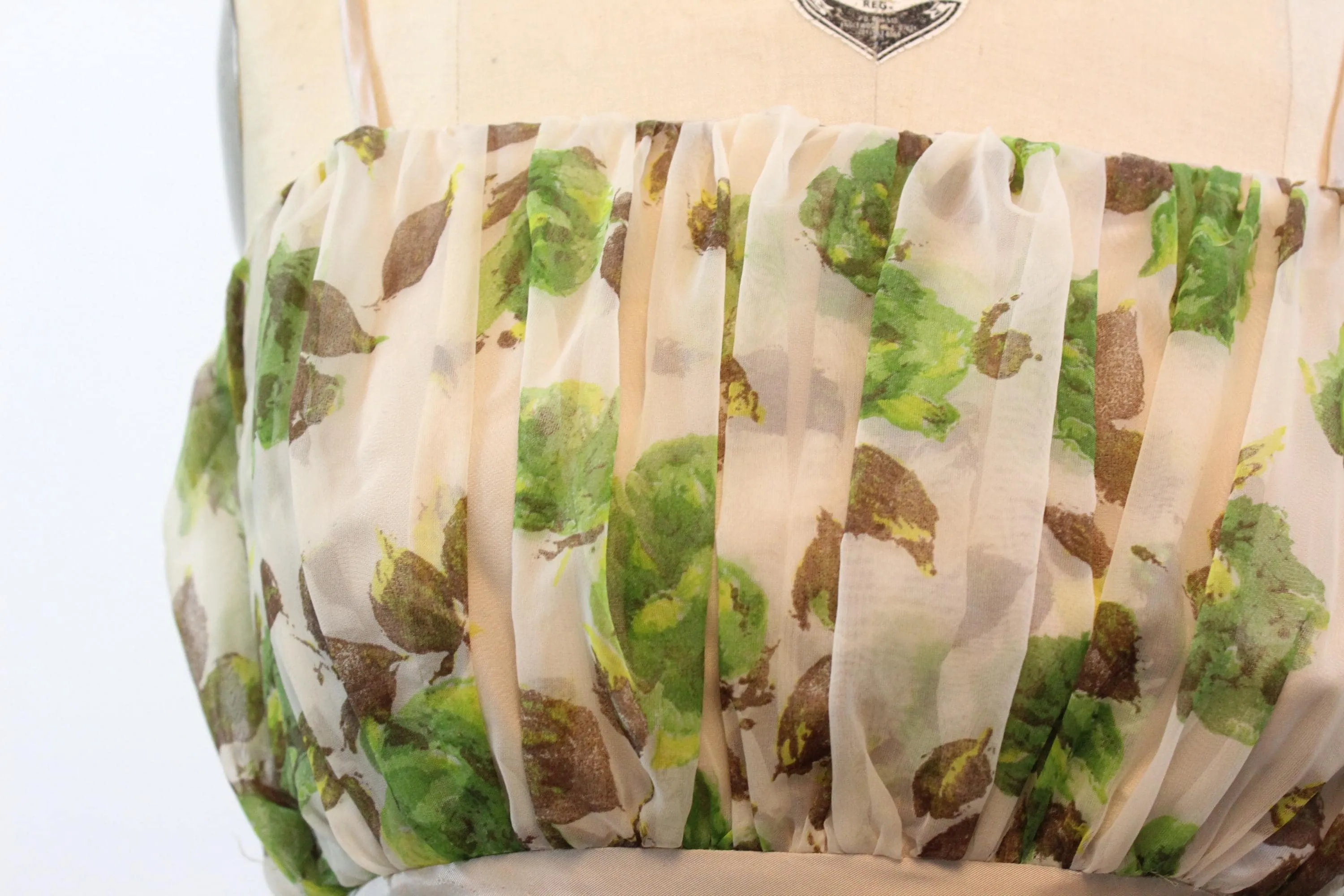 1950s ORGANZA rose print dress xs | new fall winter