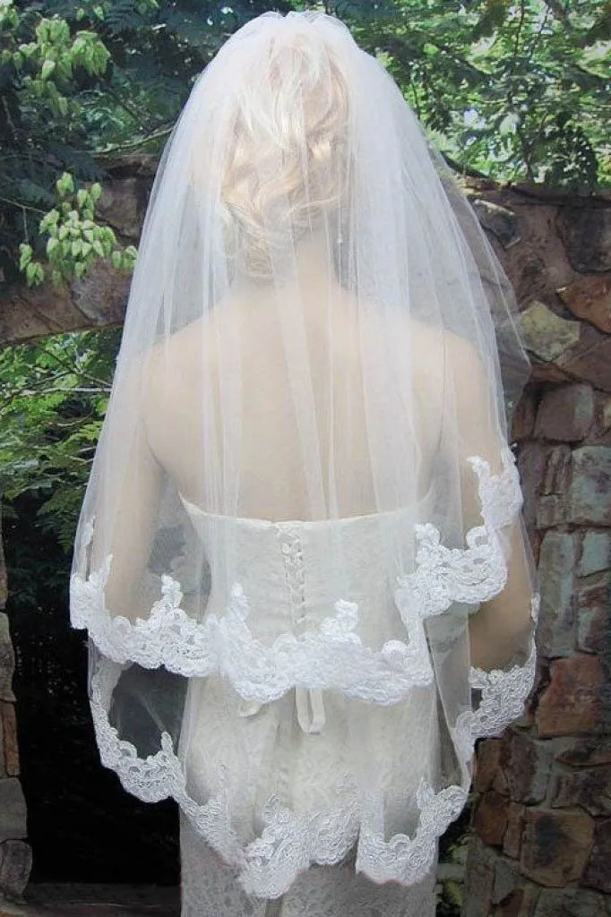 2T Tulle White Lace Veil with Comb APWV0003