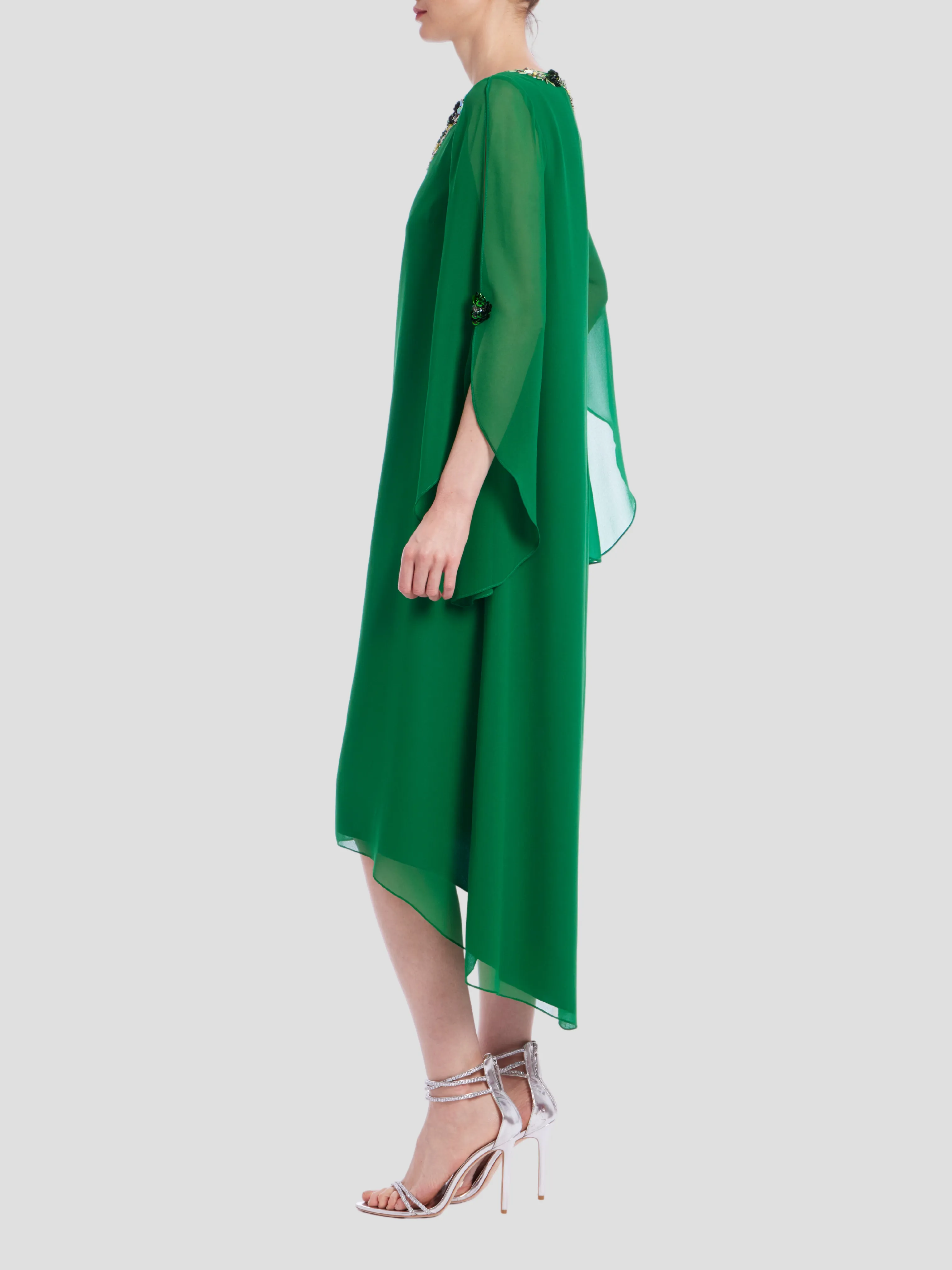 Beaded Neck Caftan in Emerald