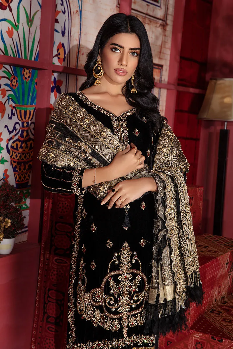 Black Velvet Salwar Kameez Pakistani Wedding Dresses