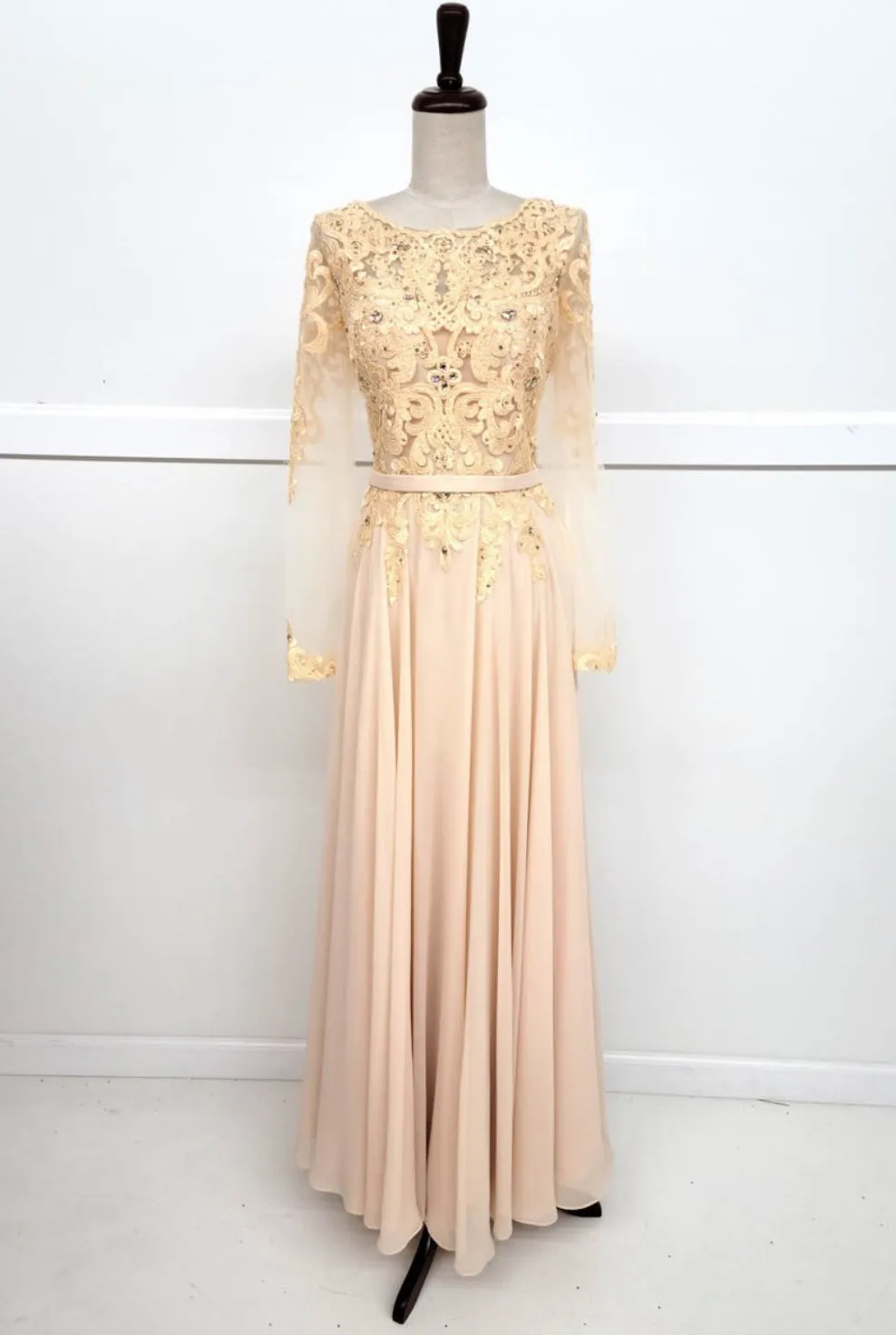 Chicas Mother of the Bride Gown XR6003