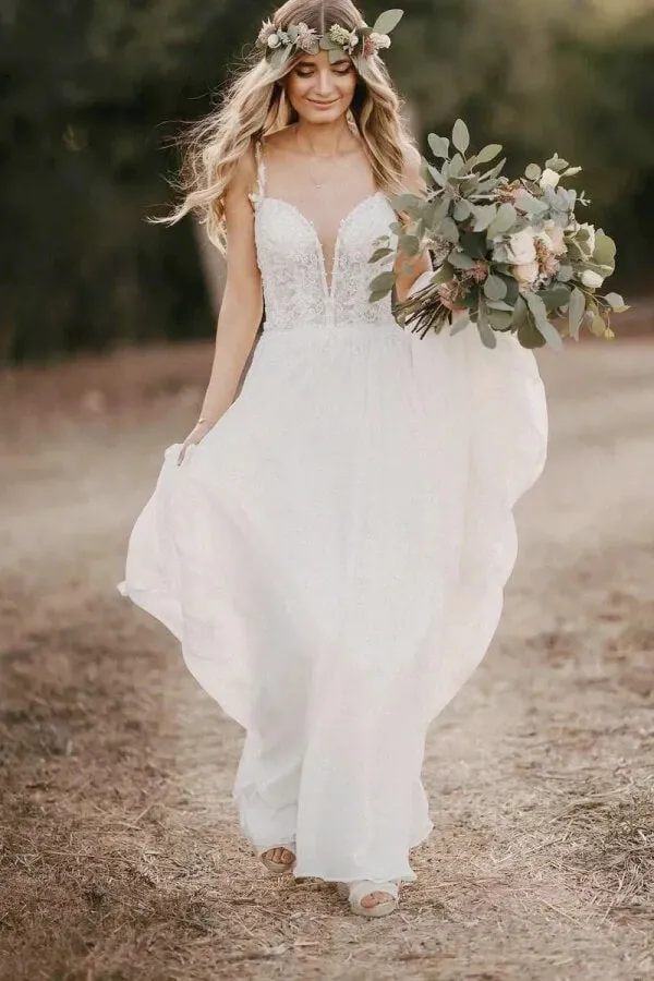 Chiffon A-line V-neck Spaghetti Straps Wedding Dresses With Appliques, MW1043