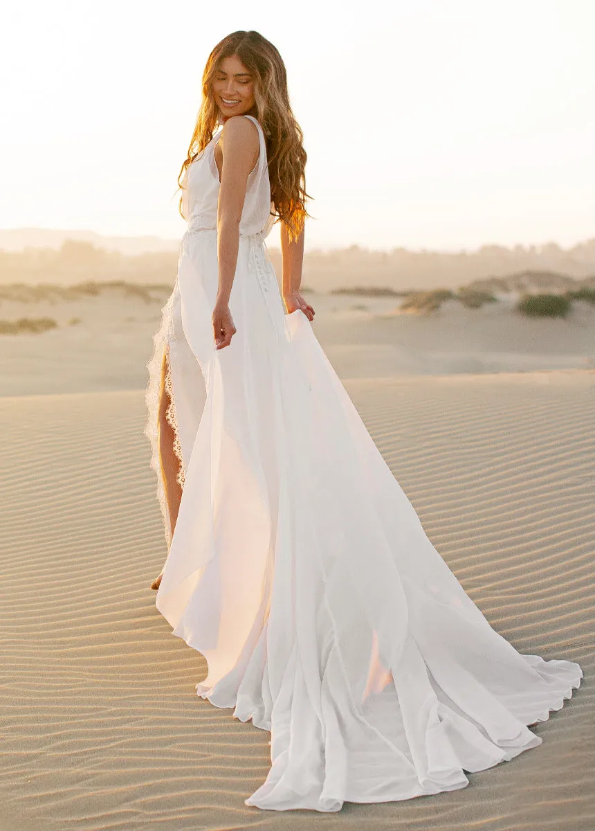 Denisse Bridal Gown in Lily