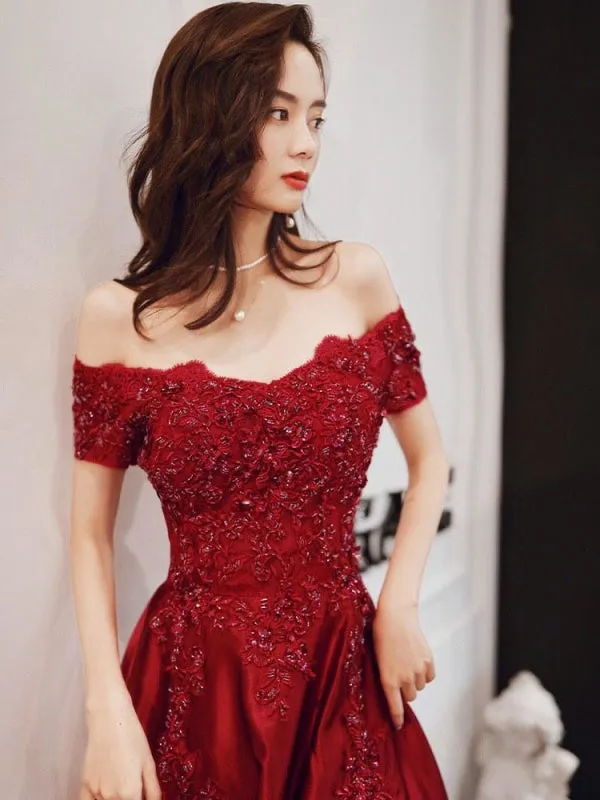 Evening Dress A-Line Bateau Neck Floor-Length Short Sleeves Lace-Up Beaded Matte Satin Prom Dress