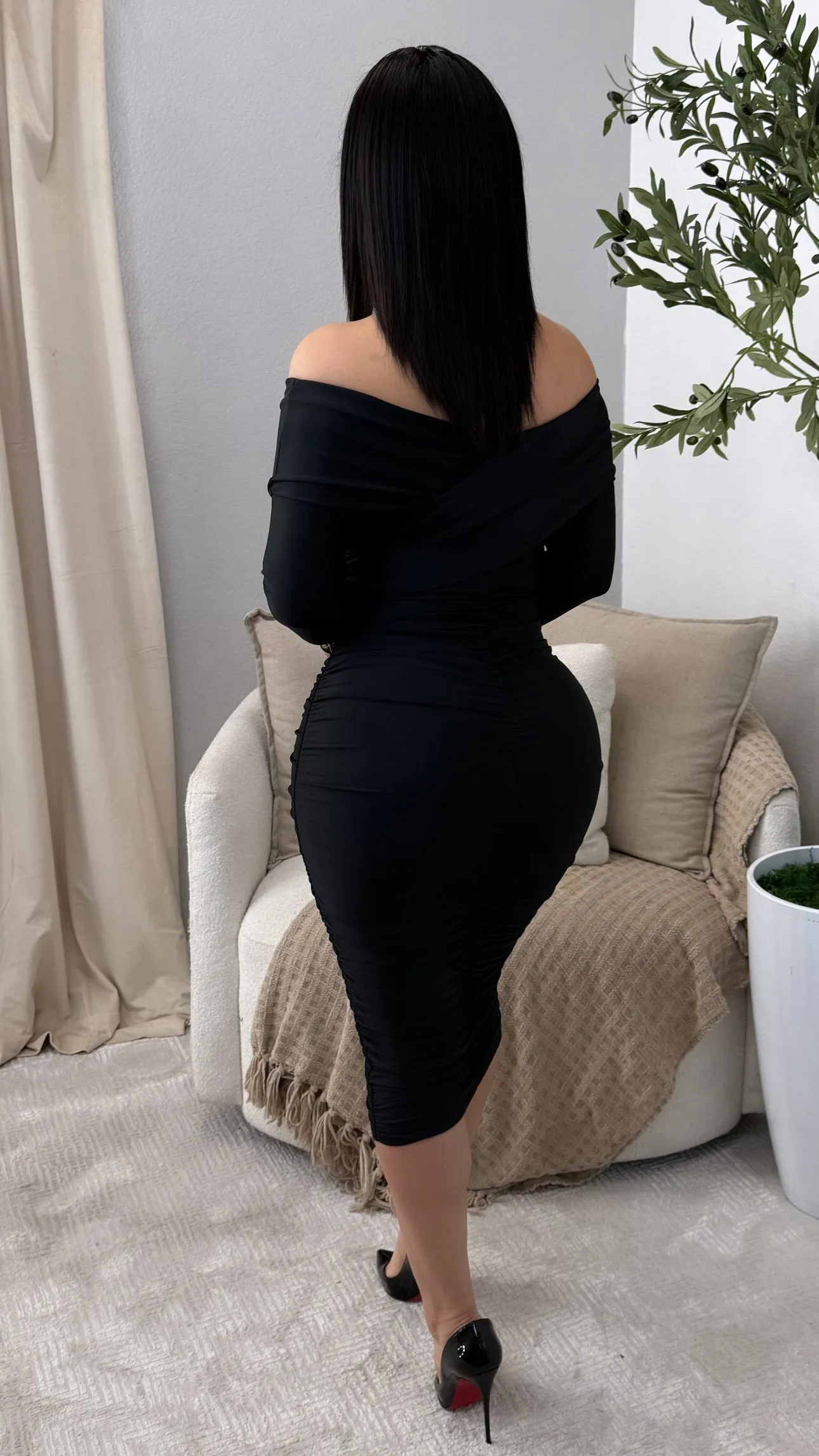GISELLE BLACK DRESS