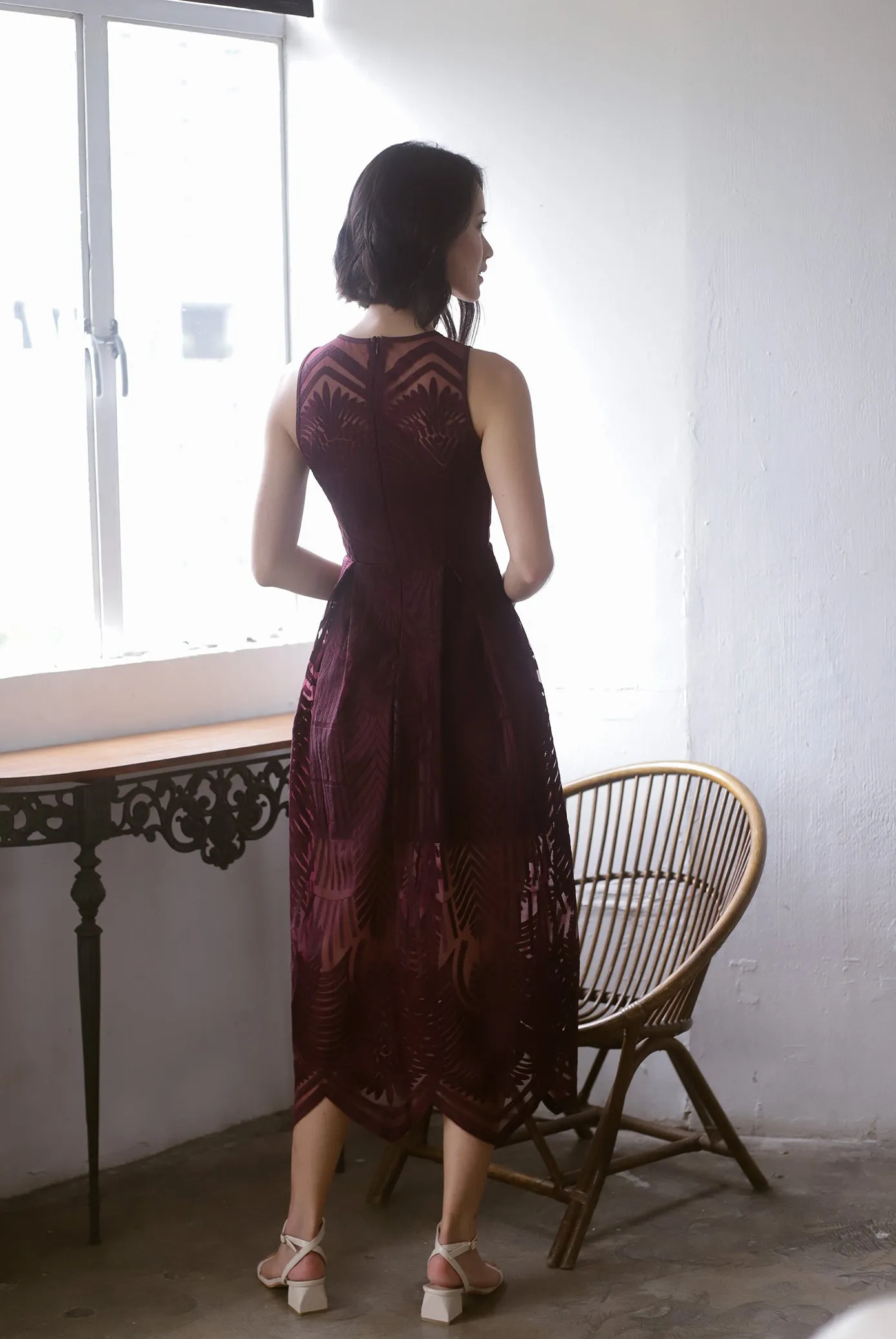 Harleigh Embro Mesh Dress In Deep Wine