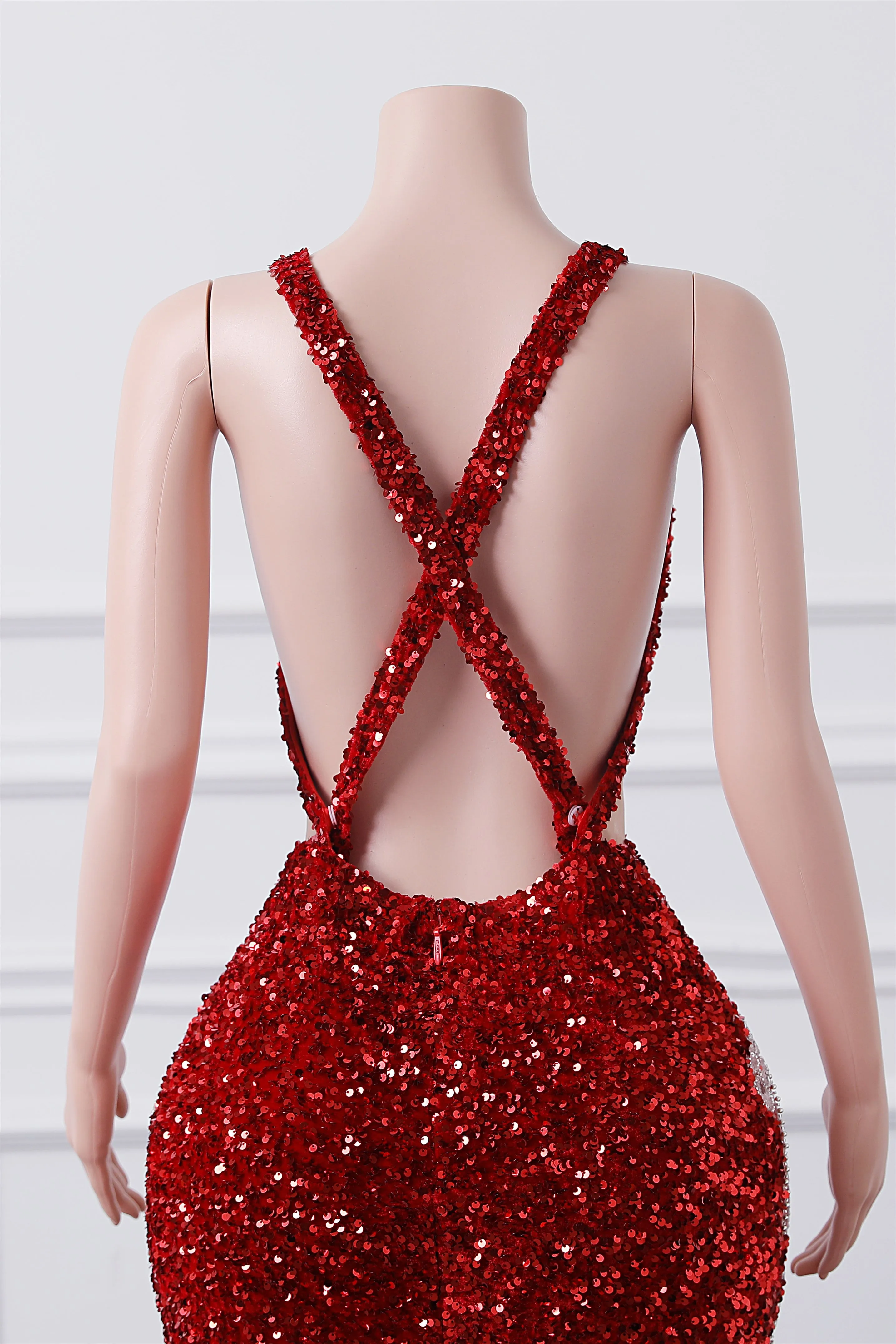 Luxury Burgundy Sequin Mermaid Silver Beaded Court Trian Criss Cross Prom Dresses