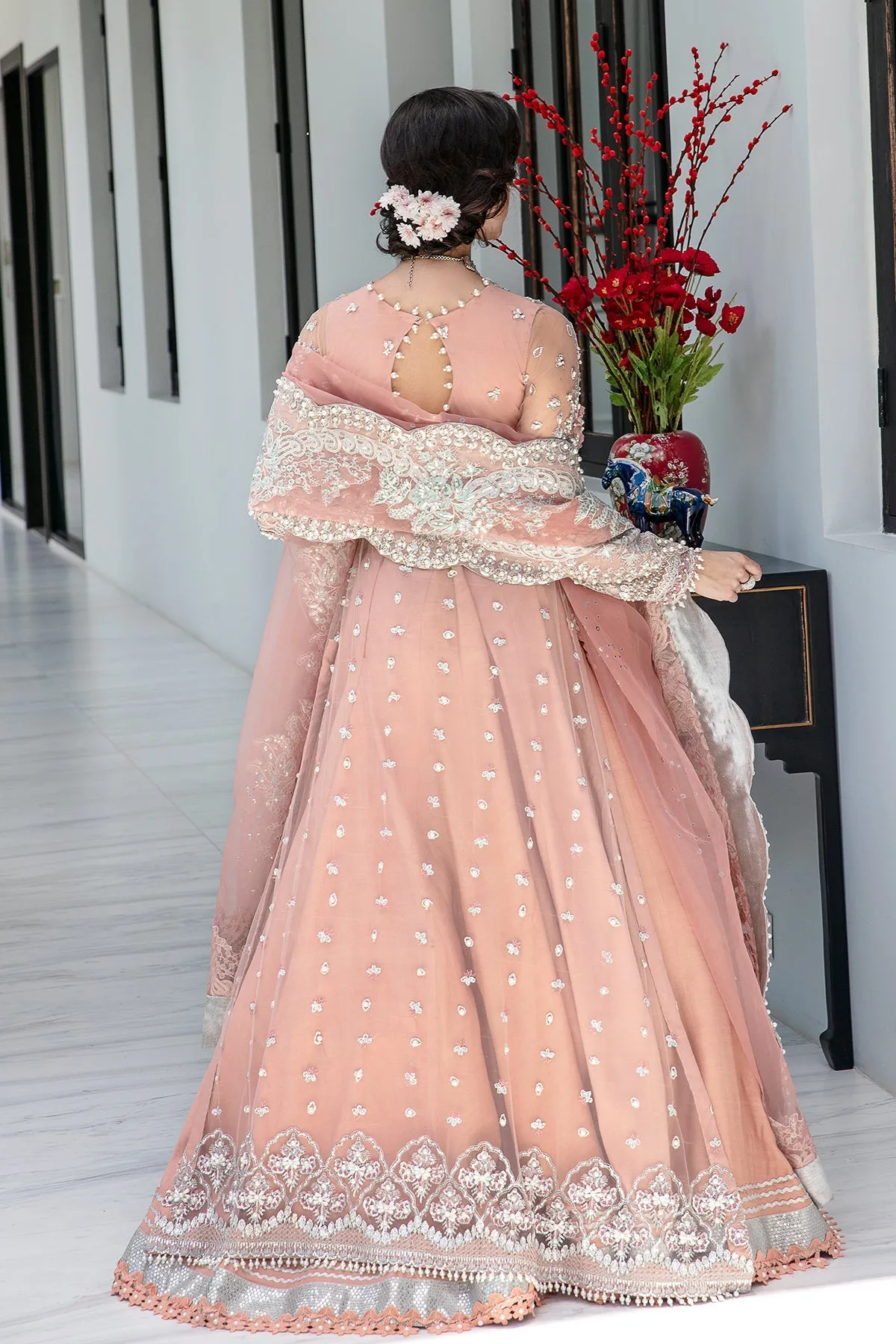 Luxury Pakistani Wedding Wear Embroidered Peach Pink Pishwas Frock