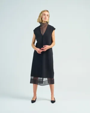 melee crepe v-neck dress with organza lining
