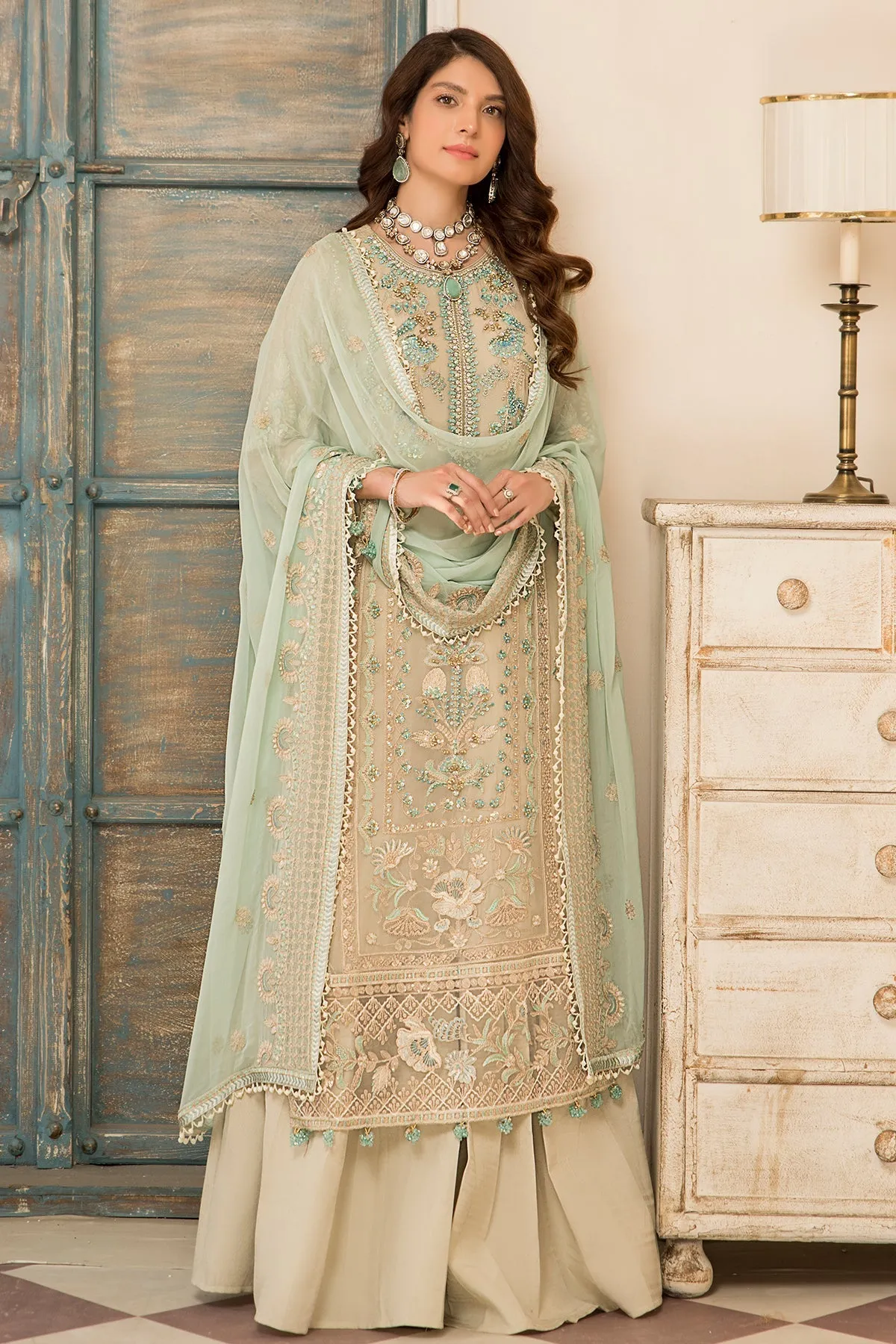 Off White Embroidered Pakistani Salwar Kameez Dupatta Party Dress