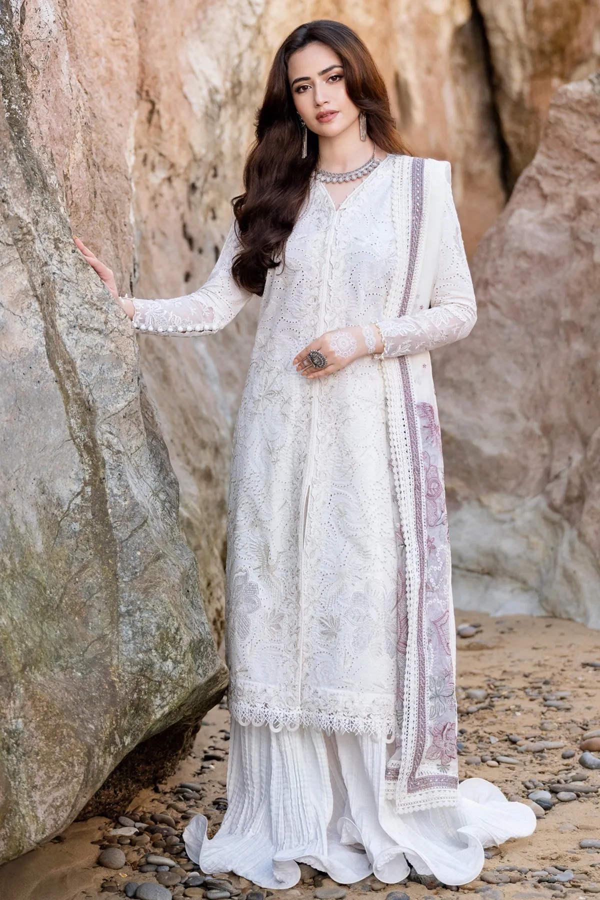 Pakistani Eid Dress in White Lawn Kameez Trouser Style