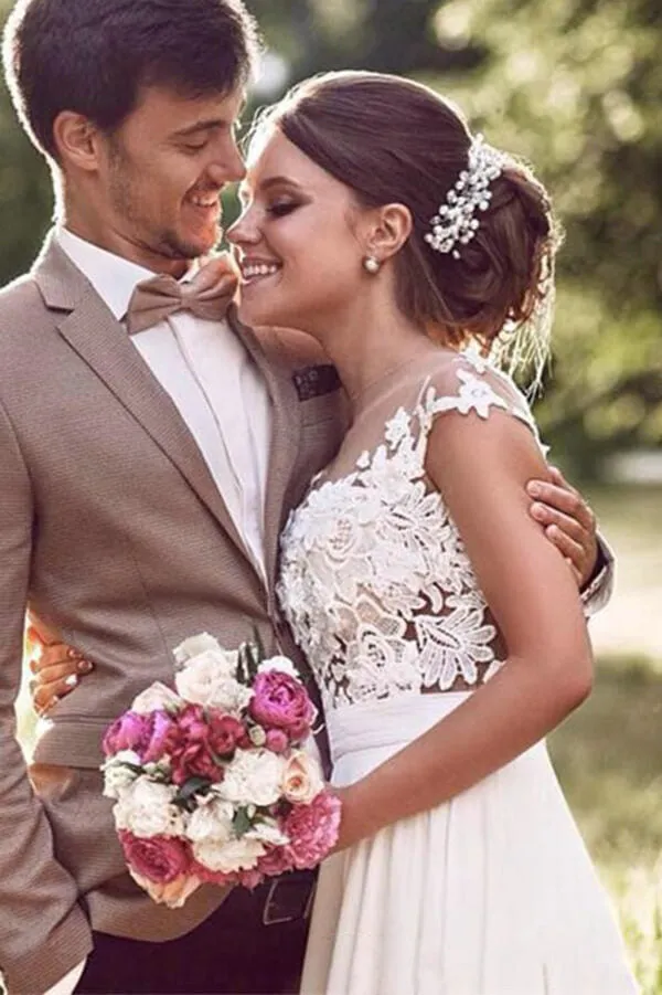 Roycebridal Off White Lace Cap Sleeves Chiffon Beach Wedding Dresses With Appliques, MW589