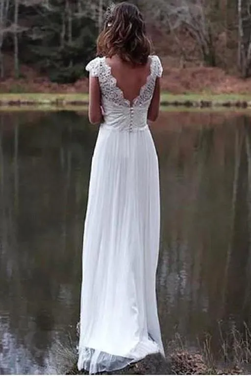 Scalloped-lace V-neckline Summer Wedding Dress with Chiffon Skirt