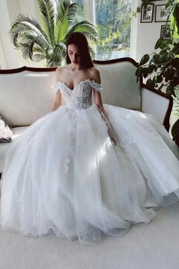 Tulle A-line Off-the-Shoulder Beaded Wedding Dresses With Lace Appliques, MW780