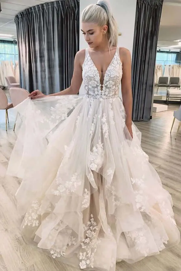 Tulle A-line V-neckline Lace Appliques Floor Length Wedding Dresses, MW832