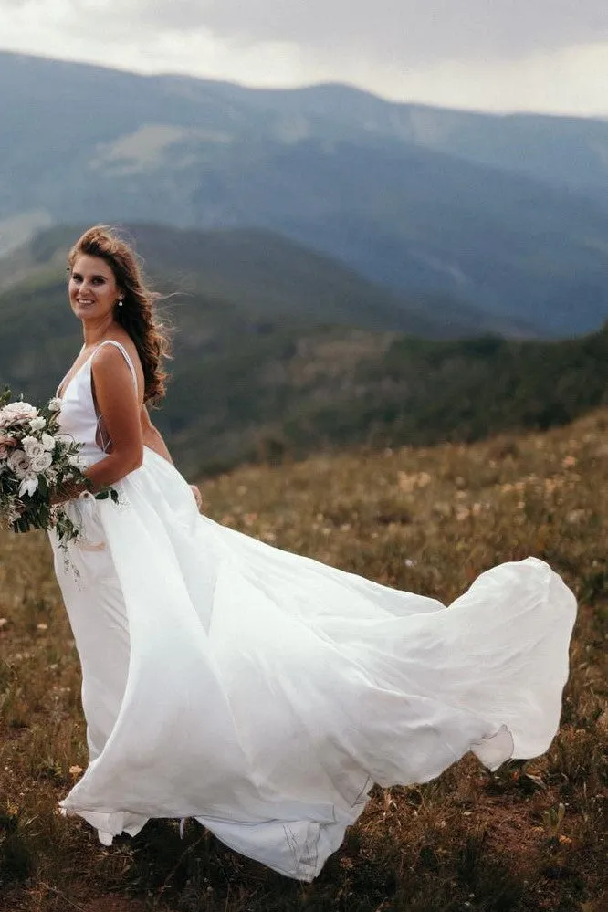 V-neckline Chiffon Long Bride Dresses for Beach Weddings