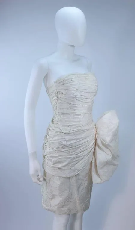 VICKY TIEL White Beaded Pearl Accent Cocktail Dress Size 4