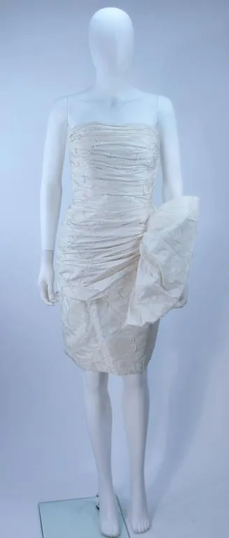 VICKY TIEL White Beaded Pearl Accent Cocktail Dress Size 4